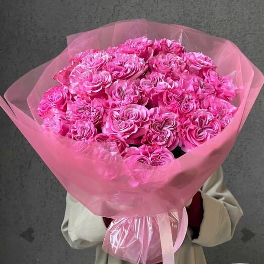 Стильный букет из пионовидных роз кантри блю