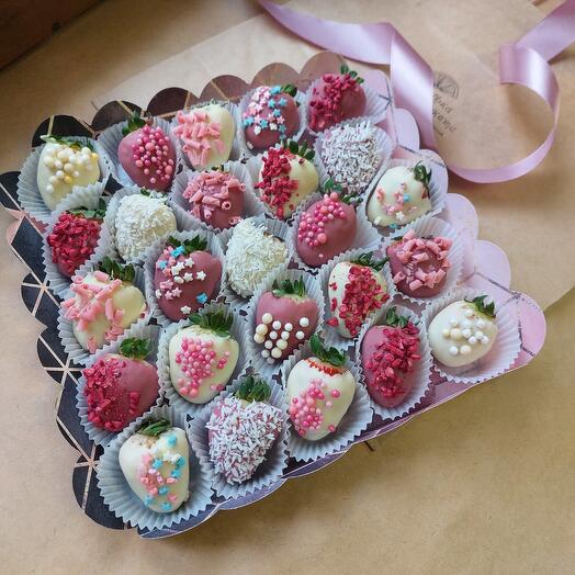 Клубника в шоколаде (16-25 ягод)