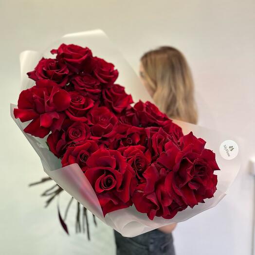 Французская темно -красная Роза (23 шт)