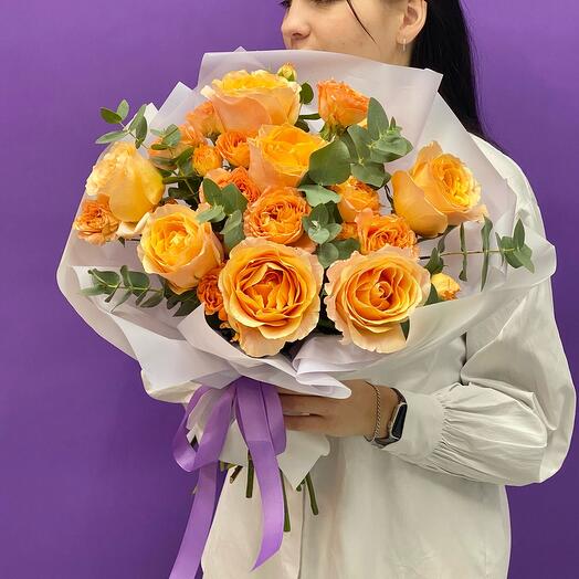 Букет с рыжей одноголовой розой «Апероль»