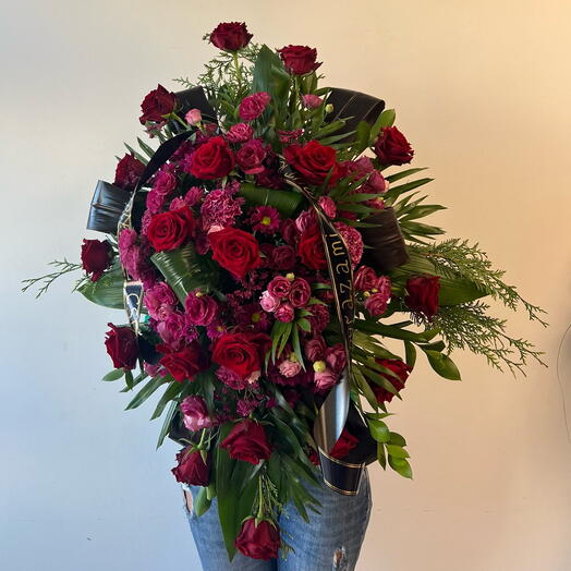 Composizione floreale funebre