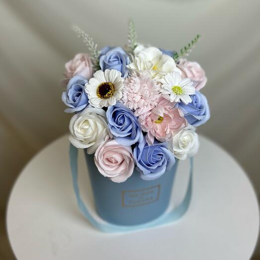 Delicate bouquet "Dekalte"