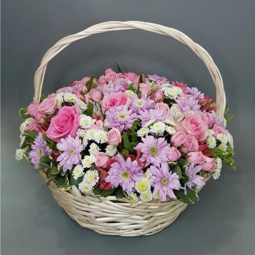 Корзина с цветами