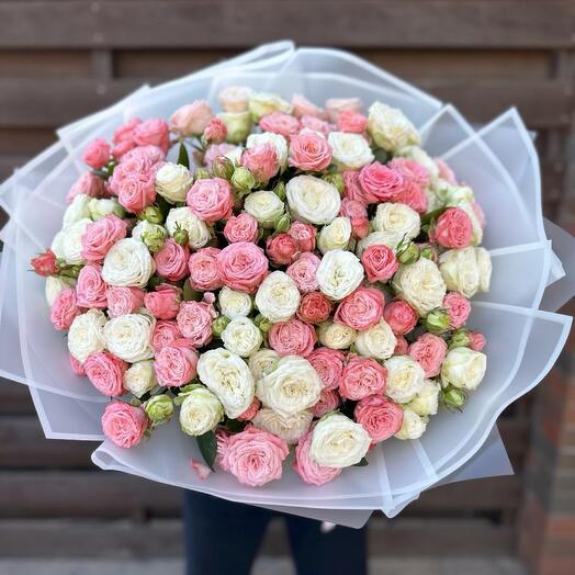 Bouquet of 51 bush lace roses