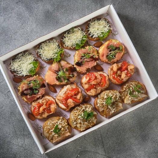 Gusto Коллекция закусок на багете 16шт