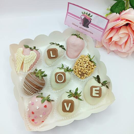 Клубника в шоколаде — «LOVE» | 9 ягод