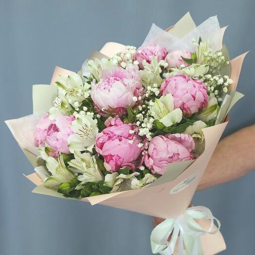 Peonies and alstroemeria - bouquet "Admiration"