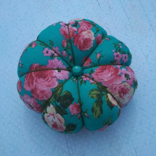 Игольница из ткани