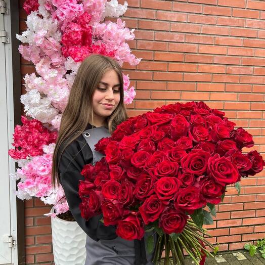 101 Роза Эквадор Эксплорер 60 см