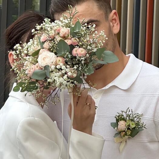 Esküvői csokor és kitűző