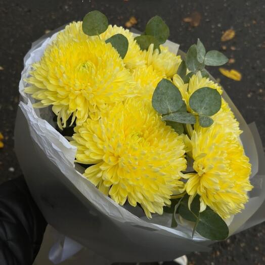 Букет из одноголовых хризантем
