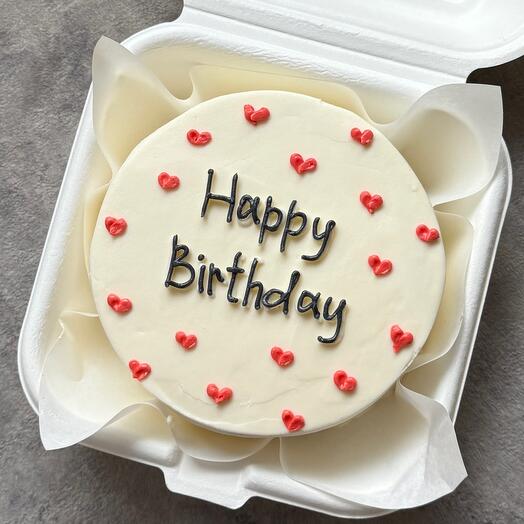 Бенто-торт Happy birthday с сердечками