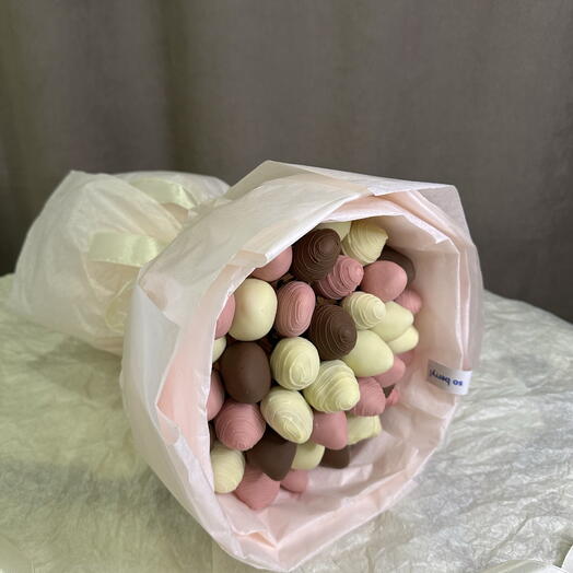 Букет из клубники в шоколаде 33 шт