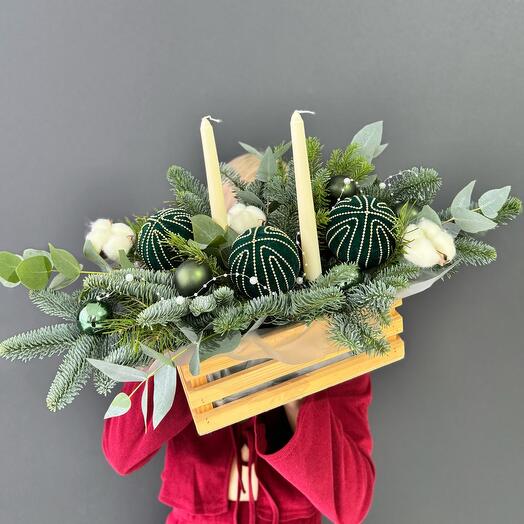 Новогодняя растяжка на стол с нобилисом и елью