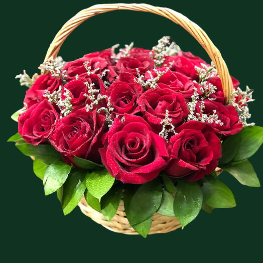 Red Rose Basket