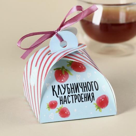 Подарочный чёрный чай «Клубничное настроение», вкус: клубника