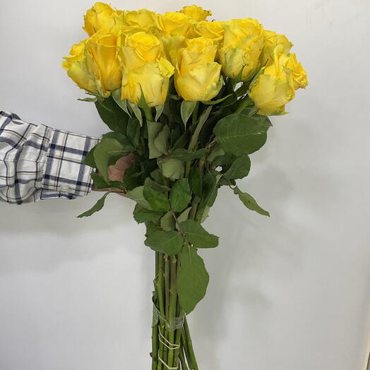 Yellow rose bunch