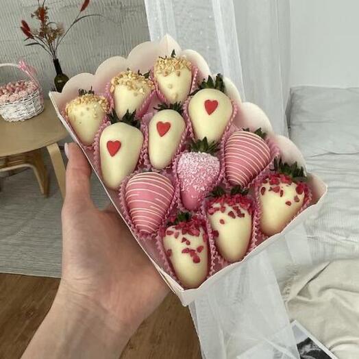 Клубника в шоколаде 12 шт