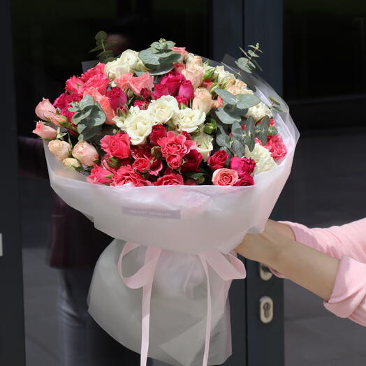 Монобукет из кустовых роз 25 лт