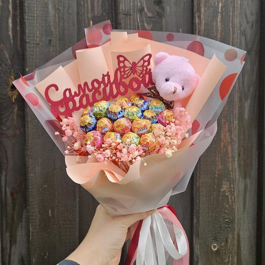 Букет с мишкой и чупачупсами