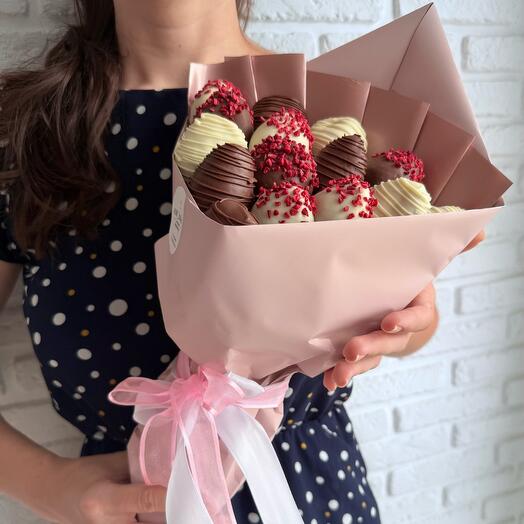 Букет из клубники в шоколаде 15 штук