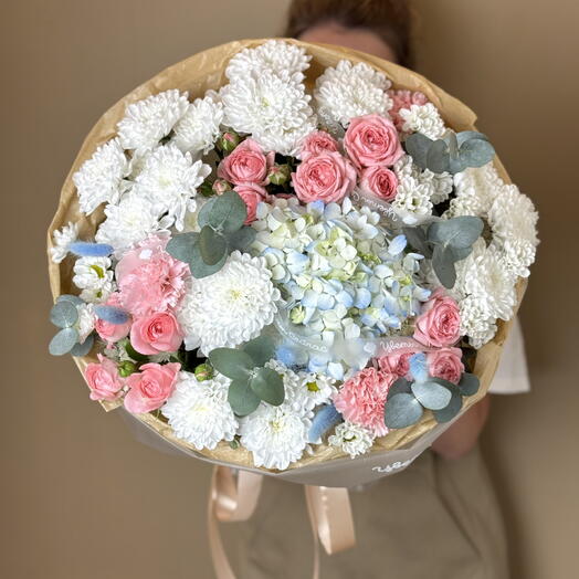 Bouquet-compliment with hyacinths