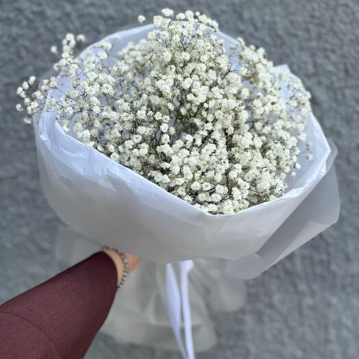 Нежный букетик из гипсофилы для Мамы