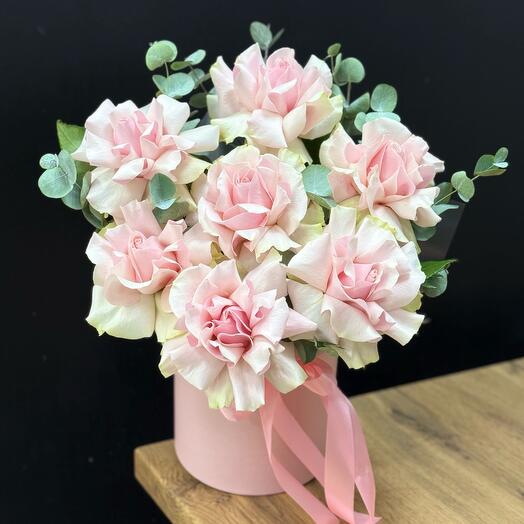 Французские розы в стильном оформлении «Все лучшее тебе»