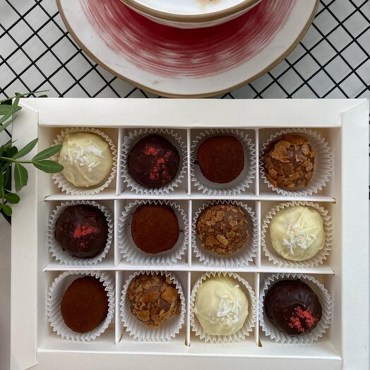 Ассорти конфет 12 шт