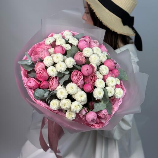 Large duo bouquet of peony-style pink roses and chrysanthemums