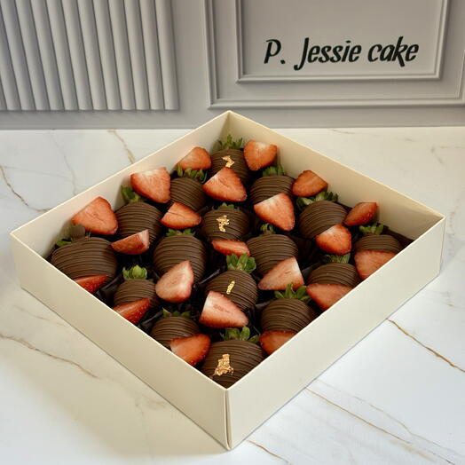 Клубника в шоколаде 16 ягод 🍓