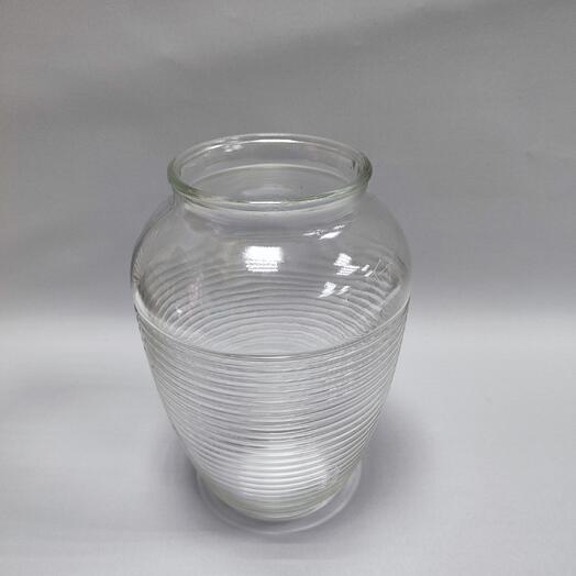 Стеклянная ваза
