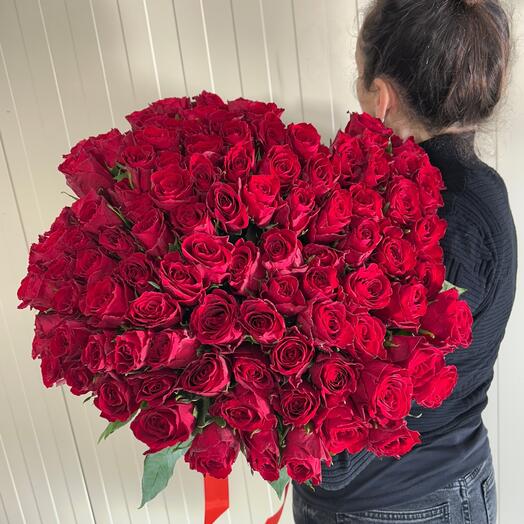 101 Роза Мадам ред