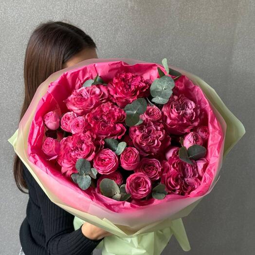 Яркий букет в малиновых красках 🍓
