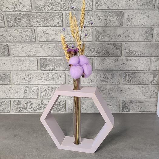 Ваза шестигранник с букетиком из сухоцветов