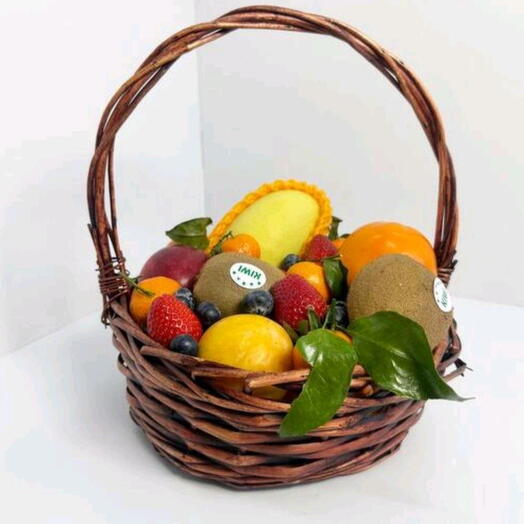 🍓🍑 Фруктовая корзина «Маленькое чудо»