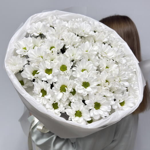 Букет из 11 кустовых хризантем "Первый снег"