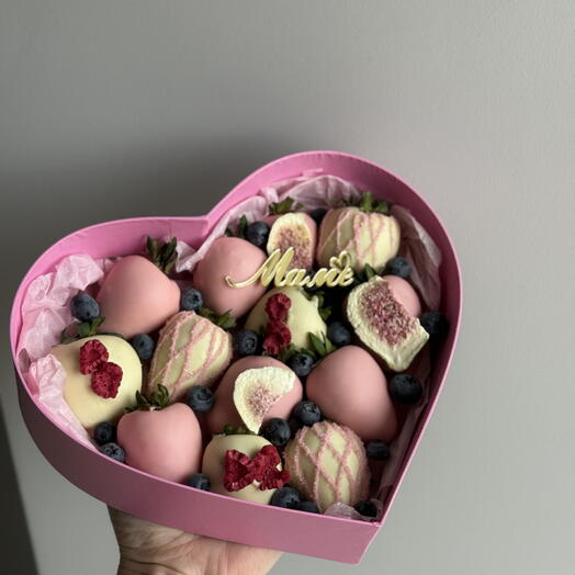 Клубника в шоколаде Мамина любовь