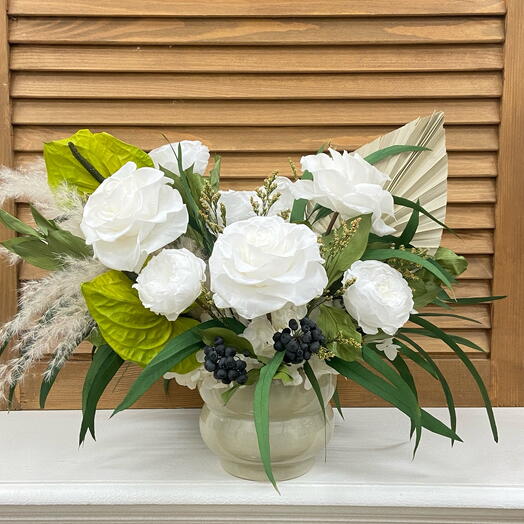 Композиция из стабилизированных роз «на пике красоты»