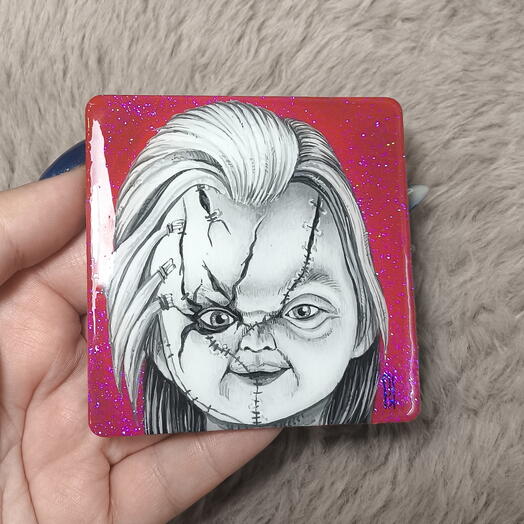 Магнит на холодильник "Чаки"