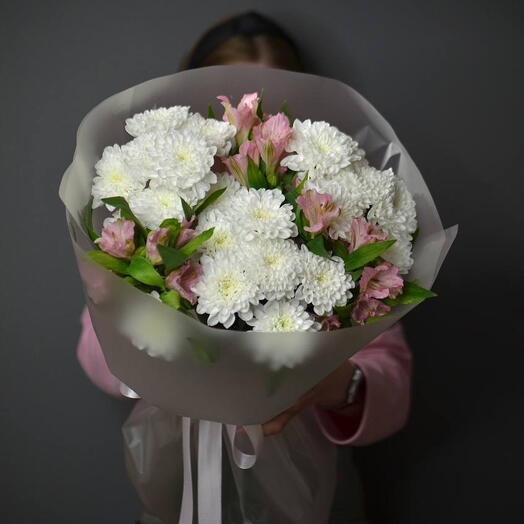 Букет из 3 кустовых хризантем и 3 альстромерий