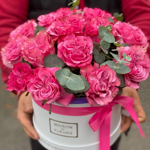 Flowers in a box — saw-toothed roses