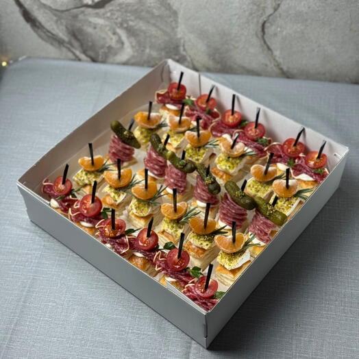 Бокс Клаб Канапе