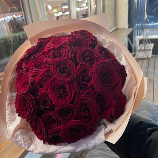 Красные розы 31шт