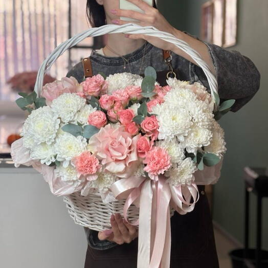 Корзина плетеная  с цветами🌸