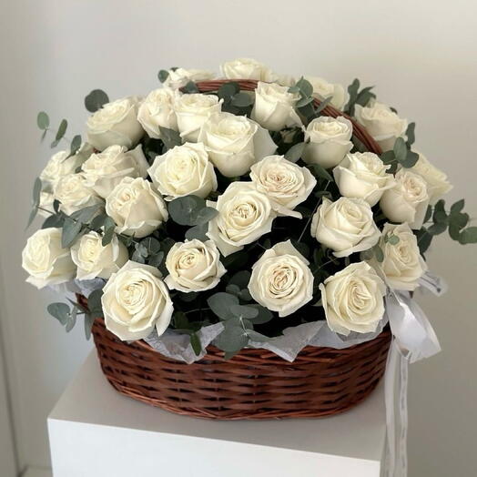 Корзина 51 белая Роза