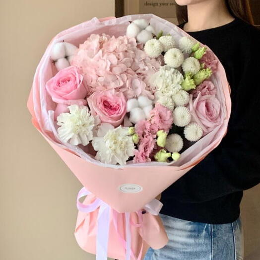 Букет «Розовый сахар» с пионовидными розами, гортензией, хлопком🌸
