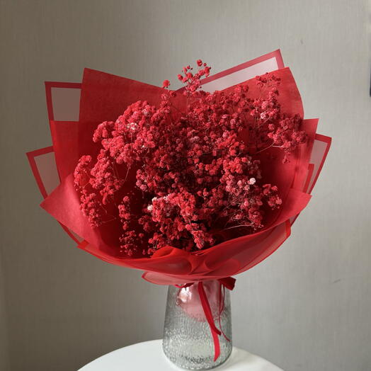 Букет из красной стабилизированной гипсофилы средний размер (полусухая стабилизация)