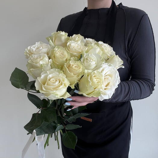 Белые голладнские розы