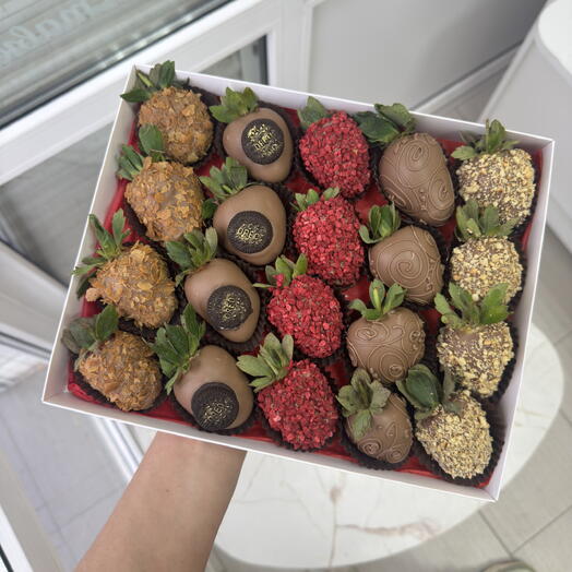 Клубника в шоколаде 20 шт